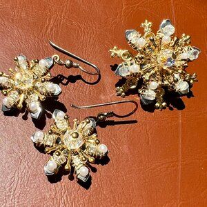 Stunning LizTech Artisan Snowflake Earrings and Tack Pin Set (3 Pcs)